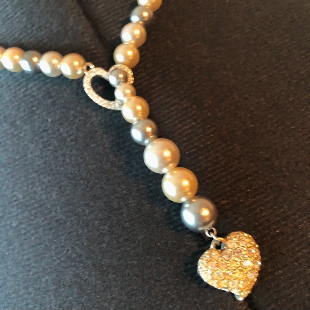 NRT Pearl and Rhinestone Heart Lariat Necklace - Picture 2 of 16
